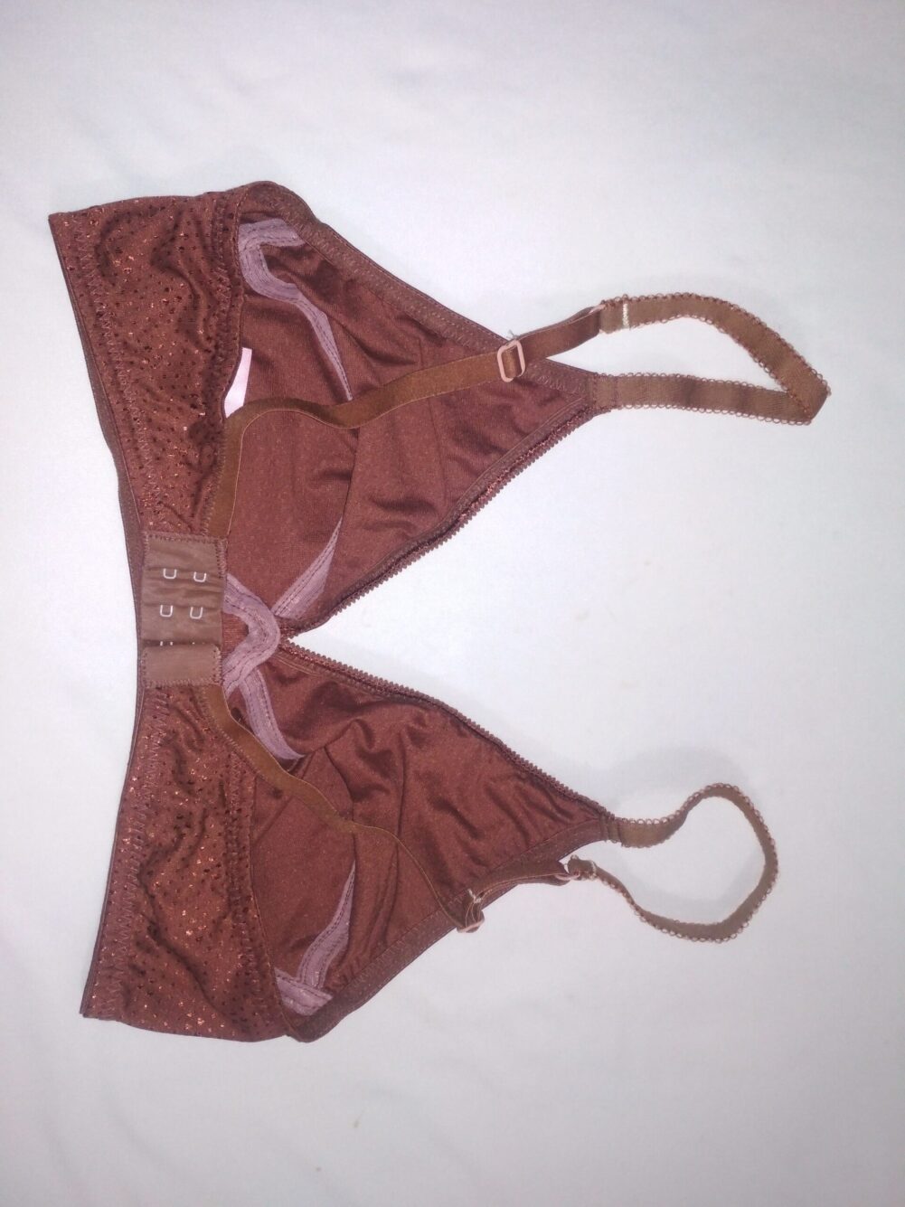 Bra for women Non stick non-Foam Maroon Color with stylish Design - Image 3